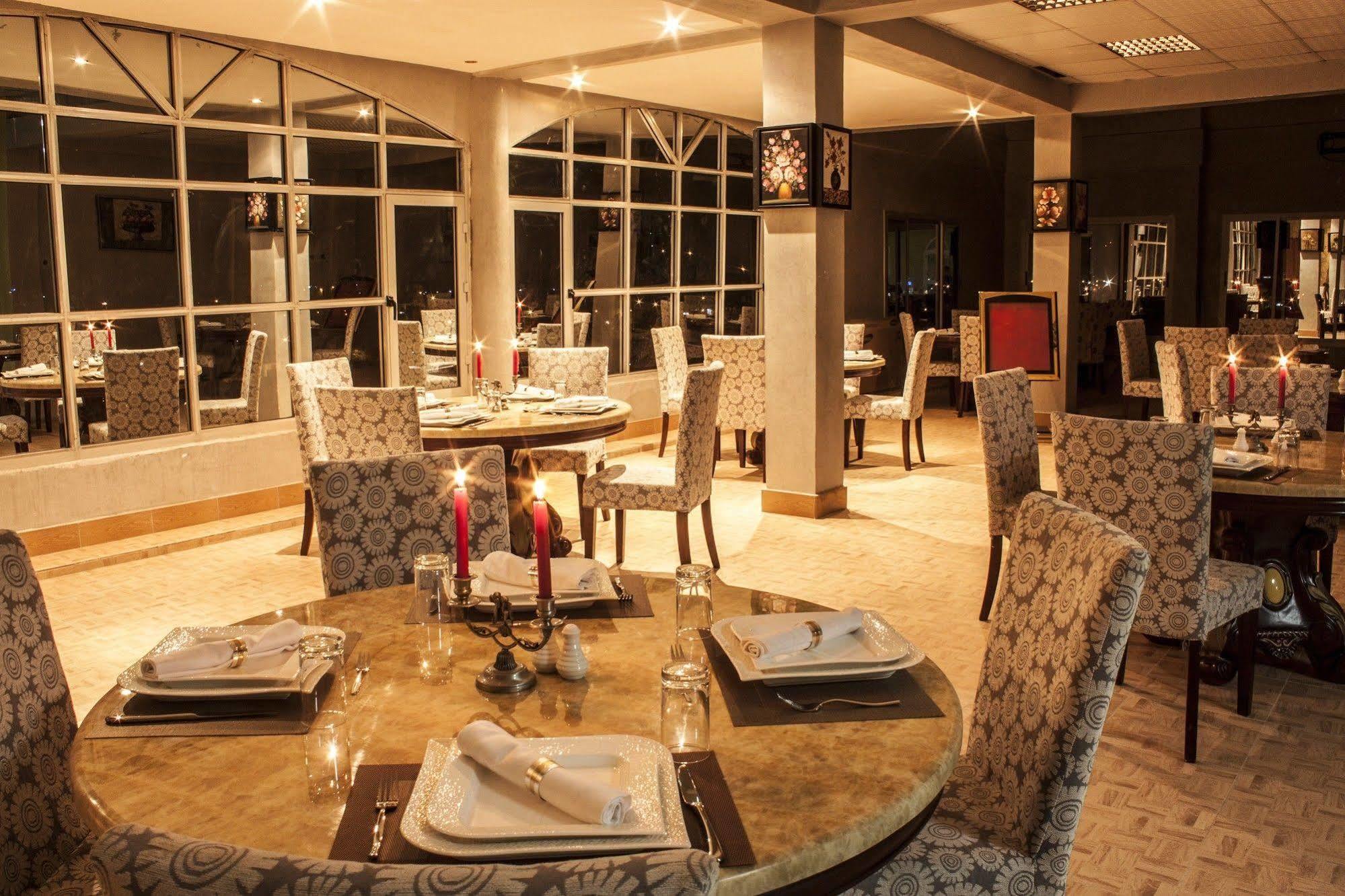 Royal Suites Hotel Nouakchott Kültér fotó