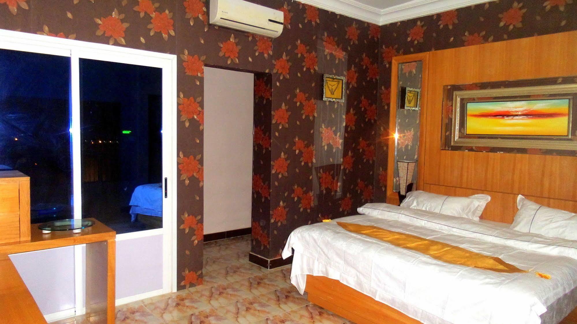 Royal Suites Hotel Nouakchott Kültér fotó